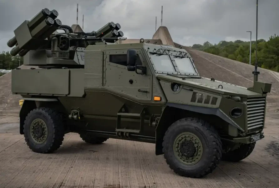 Starstreak HVM (High-Velocity Missile) 17 Moog Fofhound HVM