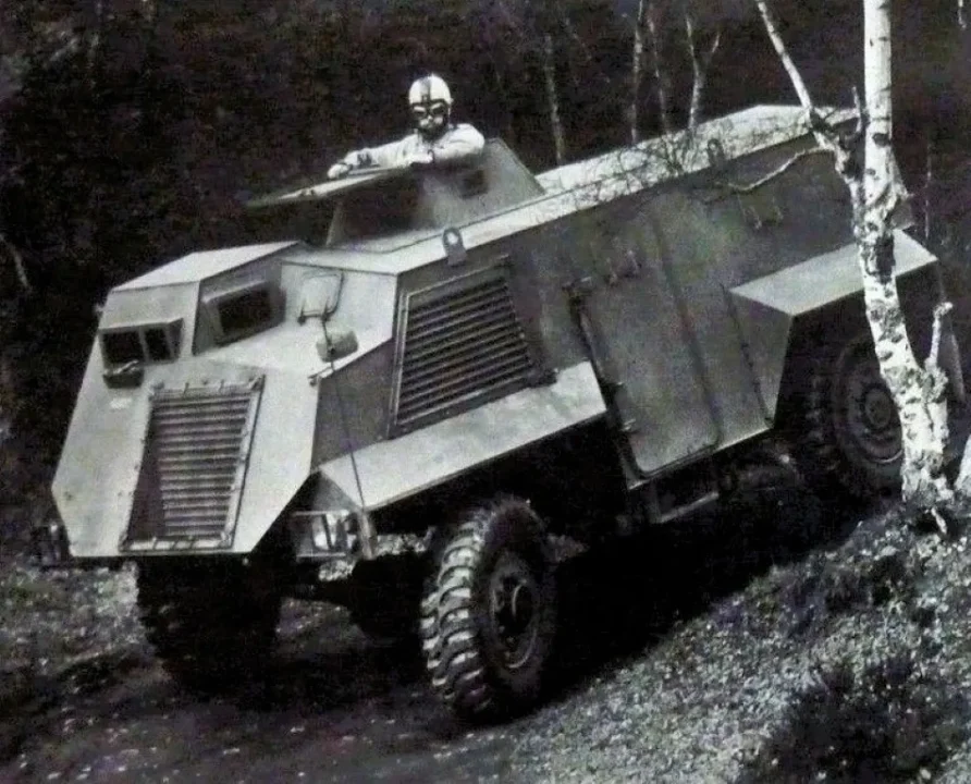 Saxon 2 AT 105 Saxon Prototype