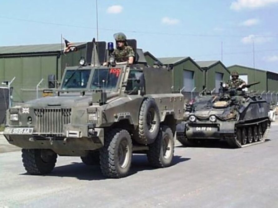 Alvis 4 and Alvis 8 4 Alvis 4 SFOR