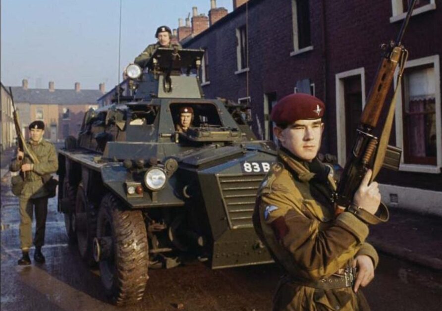 Alvis Saracen Armoured Personnel Carrier (APC) 10 Alvis Saracen Northern Ireland